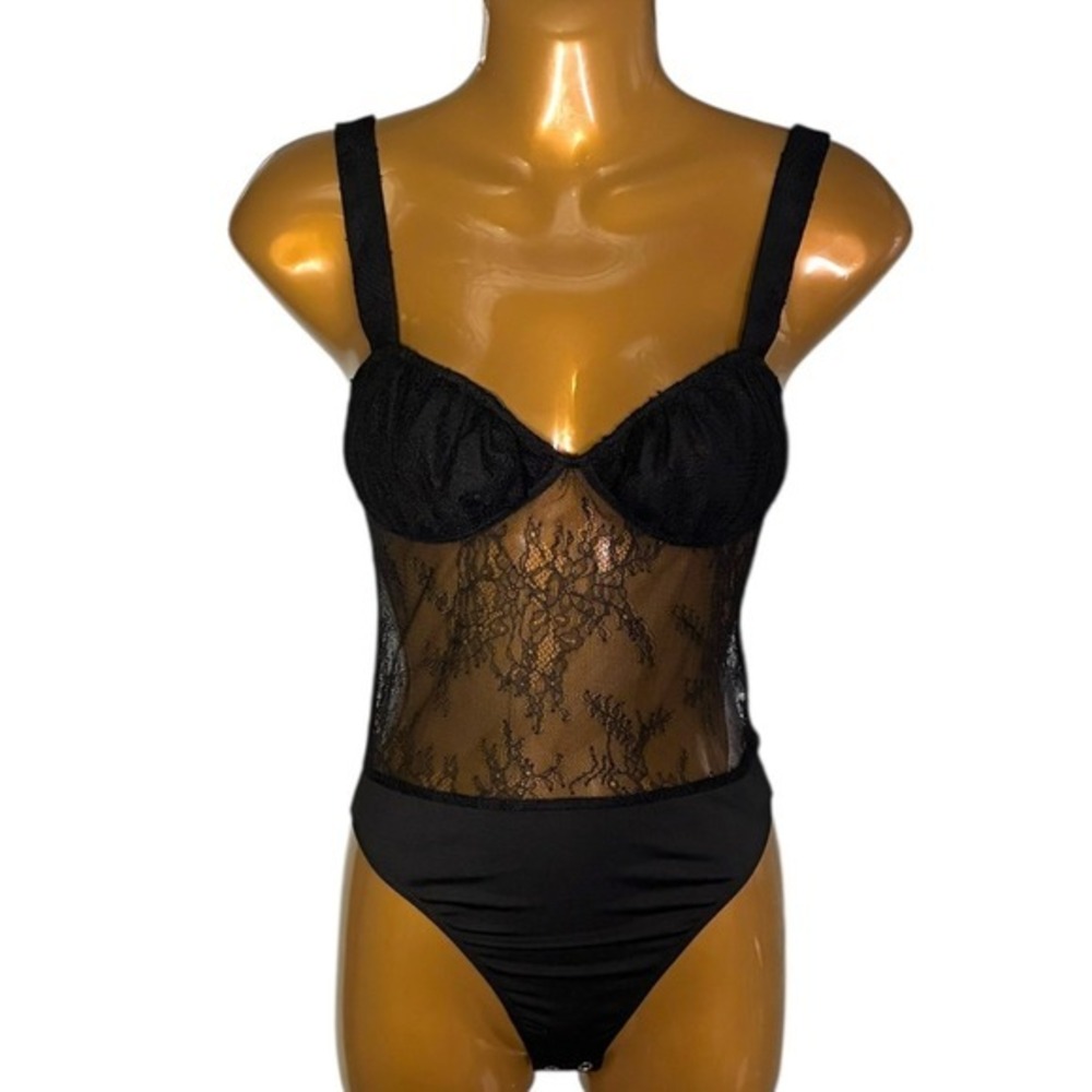 Danielle Bernstein Black Sheer Lace Bodysuit Zipper Back Sz 8 GoingOut NWT